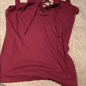 Rubbed cropped burgundy tank top